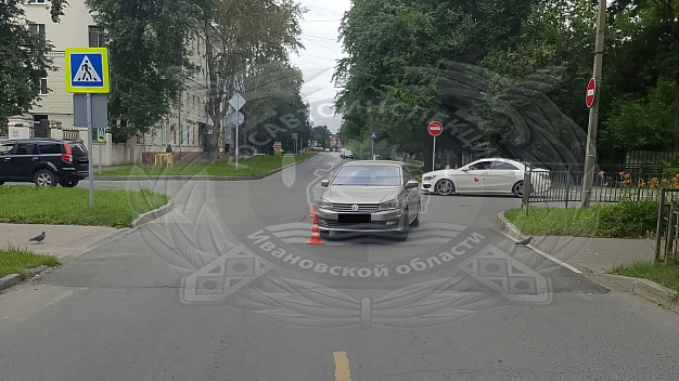 В Иванове пенсионер на «Фольксвагене» сбил на переходе 60-летнюю женщину